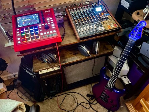 MPC One Plus Stand photo review
